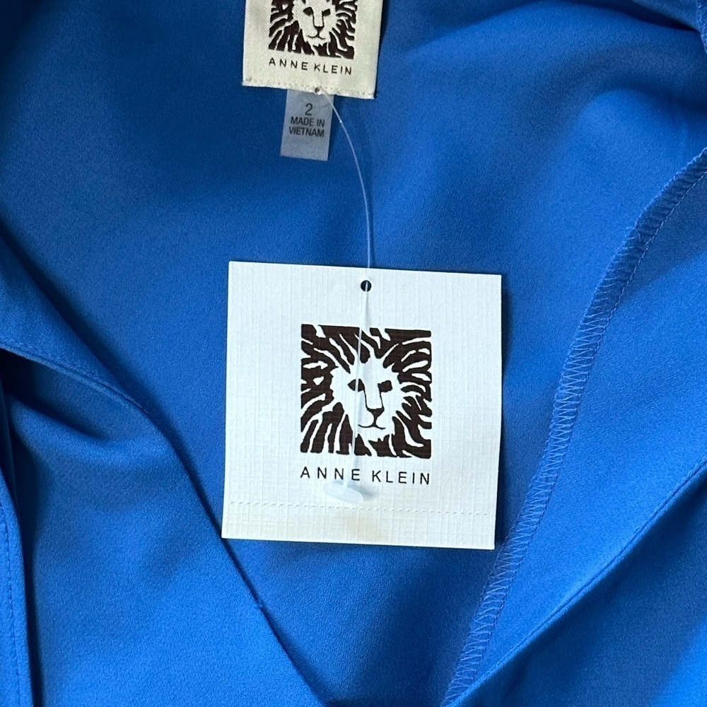 Anne Klein Sleeveless Royal Blue Blouse Size 2 NWT - Picture 5 of 5